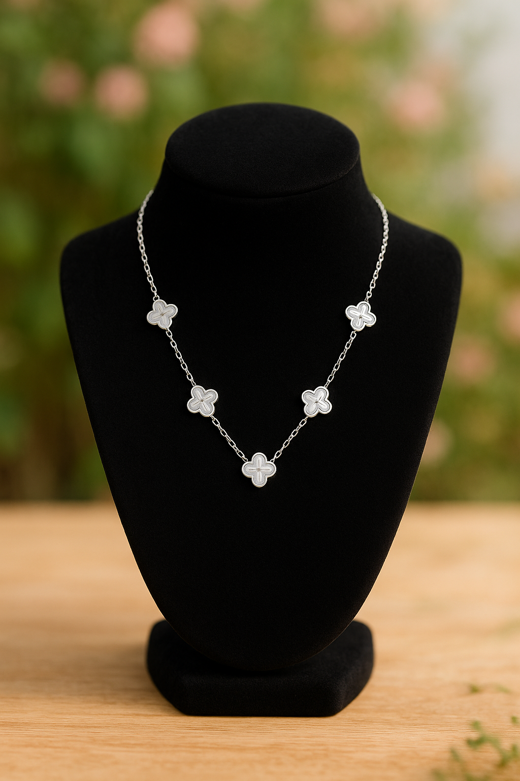 Collier Fleur d’Argent